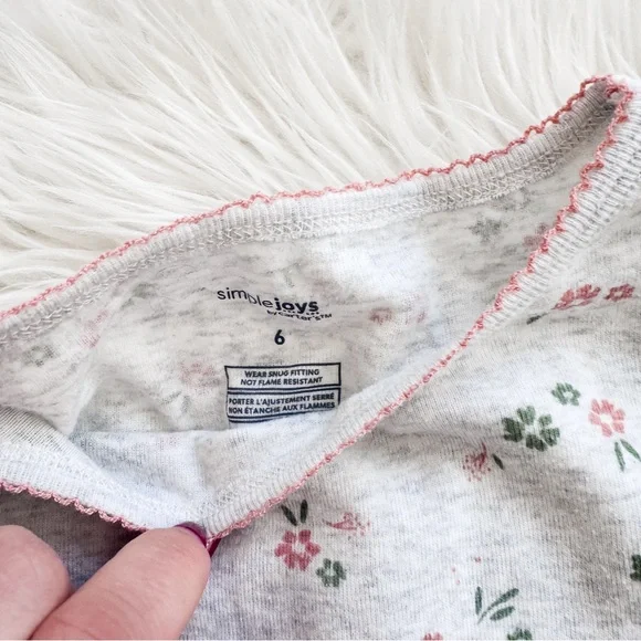 Simple Joys by Carter’s | Floral Pajama Set Size 6 - Picture 4 of 5